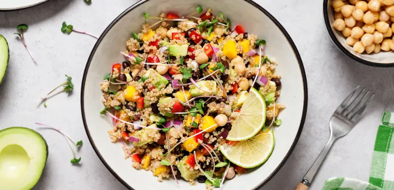 imagen de ensalada de verano con